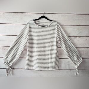 a.n.a Gray Striped Balloon Sleeve Lightweight Fuzzy Top - Size Large Office